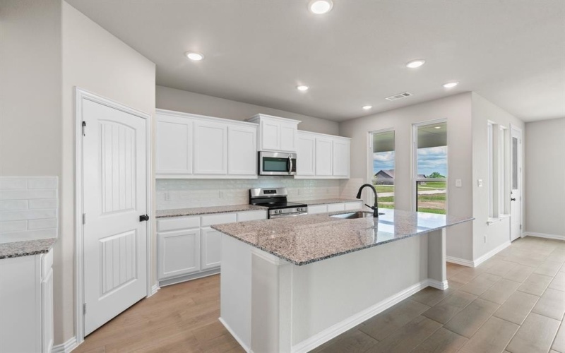 3101 White Oak Road, Oak Ridge, TX 75161, 4 Bedrooms Bedrooms, ,3 BathroomsBathrooms,Residential,For Sale,3101 White Oak Road,20853629