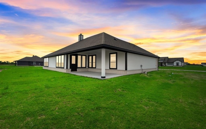 3101 White Oak Road, Oak Ridge, TX 75161, 4 Bedrooms Bedrooms, ,3 BathroomsBathrooms,Residential,For Sale,3101 White Oak Road,20853629