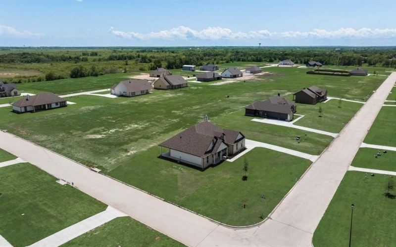 3101 White Oak Road, Oak Ridge, TX 75161, 4 Bedrooms Bedrooms, ,3 BathroomsBathrooms,Residential,For Sale,3101 White Oak Road,20853629