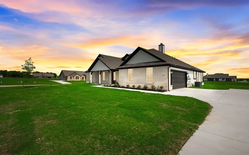 3101 White Oak Road, Oak Ridge, TX 75161, 4 Bedrooms Bedrooms, ,3 BathroomsBathrooms,Residential,For Sale,3101 White Oak Road,20853629