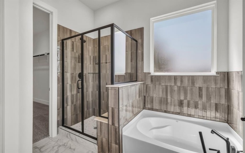 1045 Woodland Road, Weatherford, TX 76088, 5 Habitaciones Habitaciones , ,3 BañosBaños,Residential,En Venta,1045 Woodland Road,0,20851410