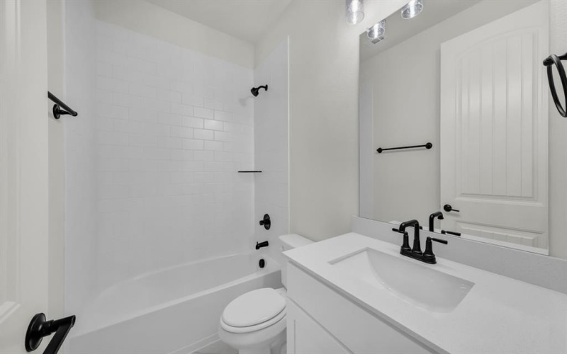 1045 Woodland Road, Weatherford, TX 76088, 5 Habitaciones Habitaciones , ,3 BañosBaños,Residential,En Venta,1045 Woodland Road,0,20851410