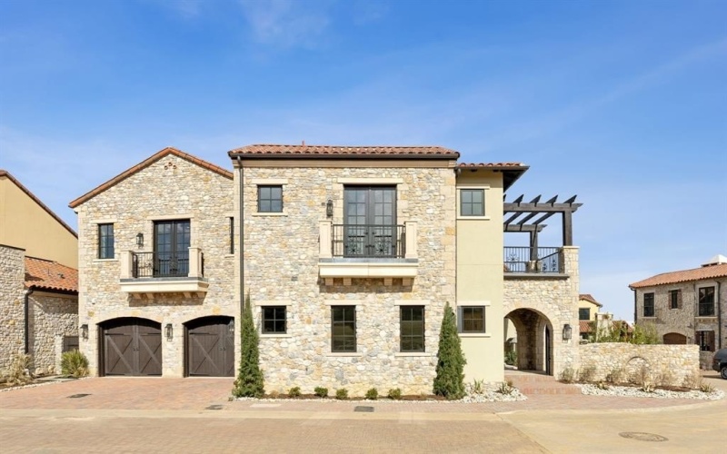 10 Catalonia Drive, Westlake, TX 76262, 4 Habitaciones Habitaciones , ,5 BañosBaños,Residential,En Venta,10 Catalonia Drive,20851468