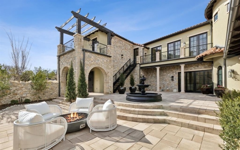 10 Catalonia Drive, Westlake, TX 76262, 4 Habitaciones Habitaciones , ,5 BañosBaños,Residential,En Venta,10 Catalonia Drive,20851468