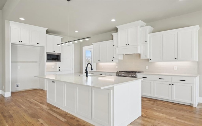 4808 Southwind Drive, Rockwall, TX 75032, 4 Bedrooms Bedrooms, ,3 BathroomsBathrooms,Residential,For Sale,4808 Southwind Drive,20853900