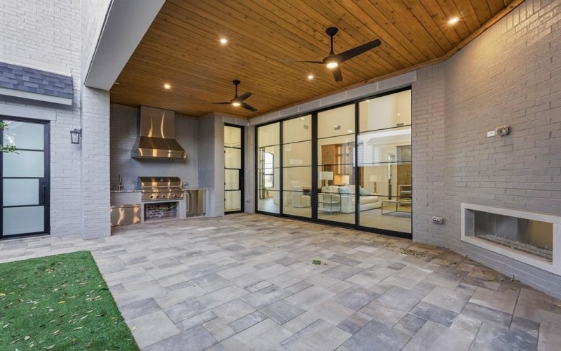 3330 Floral Mews, Frisco, TX 75033, 5 Bedrooms Bedrooms, ,6 BathroomsBathrooms,Residential,For Sale,3330 Floral Mews,0,20853909