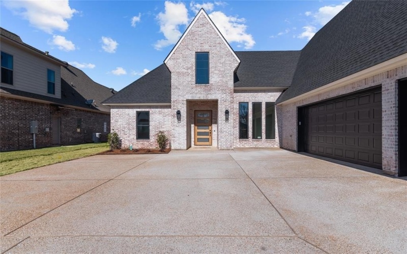 596 Dumaine Drive, Bossier City, LA 71111, 4 Bedrooms Bedrooms, ,3 BathroomsBathrooms,Residential,For Sale,596 Dumaine Drive,20851910
