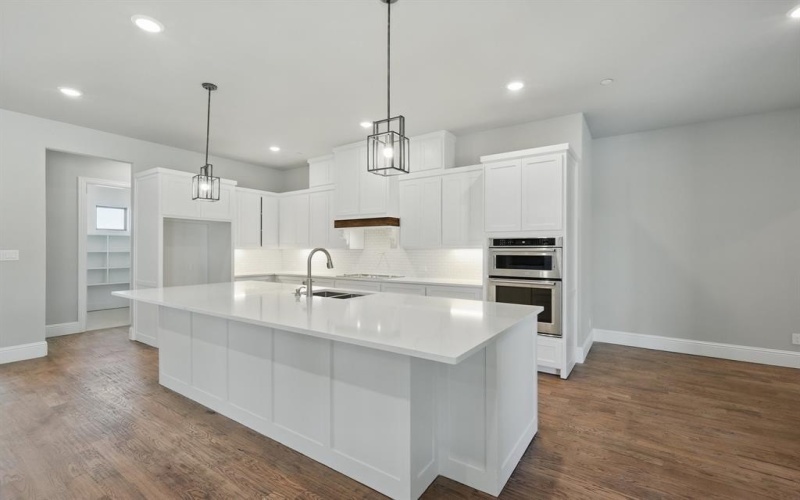 309 Stoney Creek Boulevard, Sunnyvale, TX 75182, 5 Bedrooms Bedrooms, ,5 BathroomsBathrooms,Residential,For Sale,309 Stoney Creek Boulevard,20851913