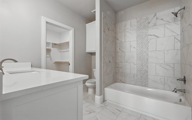 309 Stoney Creek Boulevard, Sunnyvale, TX 75182, 5 Bedrooms Bedrooms, ,5 BathroomsBathrooms,Residential,For Sale,309 Stoney Creek Boulevard,20851913