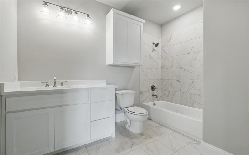 309 Stoney Creek Boulevard, Sunnyvale, TX 75182, 5 Bedrooms Bedrooms, ,5 BathroomsBathrooms,Residential,For Sale,309 Stoney Creek Boulevard,20851913