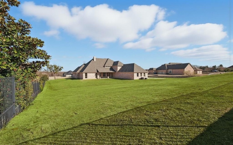 309 Stoney Creek Boulevard, Sunnyvale, TX 75182, 5 Bedrooms Bedrooms, ,5 BathroomsBathrooms,Residential,For Sale,309 Stoney Creek Boulevard,20851913