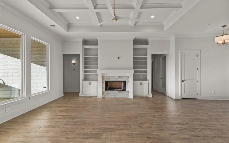 604 Danube, Bossier City, LA 71111, 4 Bedrooms Bedrooms, ,3 BathroomsBathrooms,Residential,For Sale,604 Danube,20851914