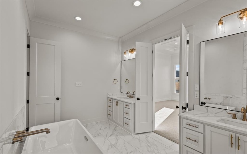 604 Danube, Bossier City, LA 71111, 4 Bedrooms Bedrooms, ,3 BathroomsBathrooms,Residential,For Sale,604 Danube,20851914