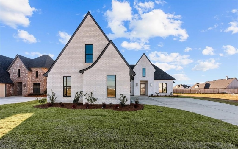 604 Danube, Bossier City, LA 71111, 4 Bedrooms Bedrooms, ,3 BathroomsBathrooms,Residential,For Sale,604 Danube,20851914
