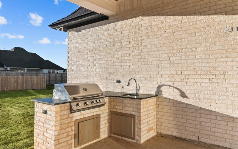 604 Danube, Bossier City, LA 71111, 4 Bedrooms Bedrooms, ,3 BathroomsBathrooms,Residential,For Sale,604 Danube,20851914