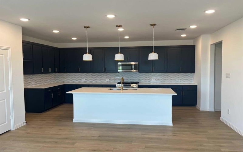 14111 Gallatin Street, Pilot Point, TX 76258, 4 Bedrooms Bedrooms, ,2 BathroomsBathrooms,Residential,For Sale,14111 Gallatin Street,20852105