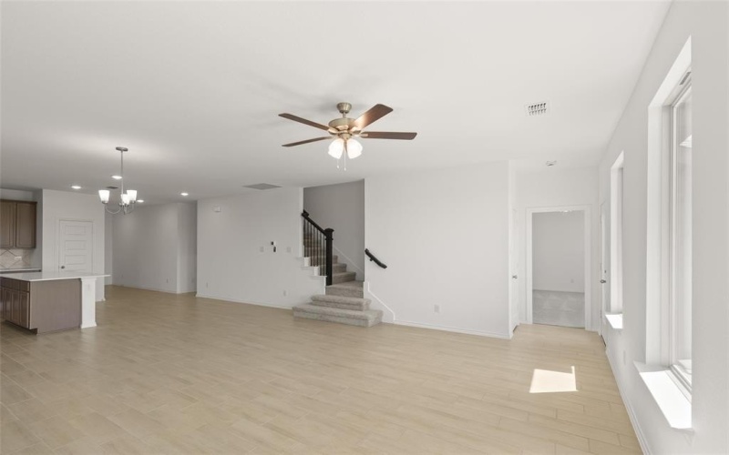 116 Honey Bee Drive, Cleburne, TX 76031, 5 Bedrooms Bedrooms, ,3 BathroomsBathrooms,Residential,For Sale,116 Honey Bee Drive,20857003