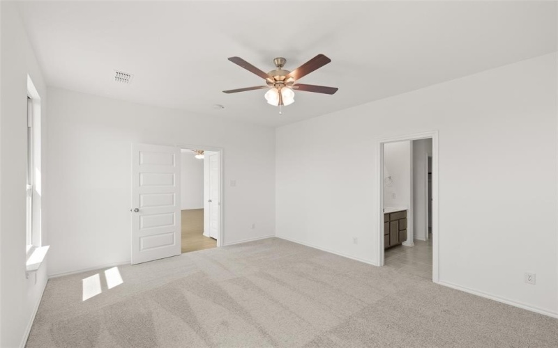 116 Honey Bee Drive, Cleburne, TX 76031, 5 Bedrooms Bedrooms, ,3 BathroomsBathrooms,Residential,For Sale,116 Honey Bee Drive,20857003