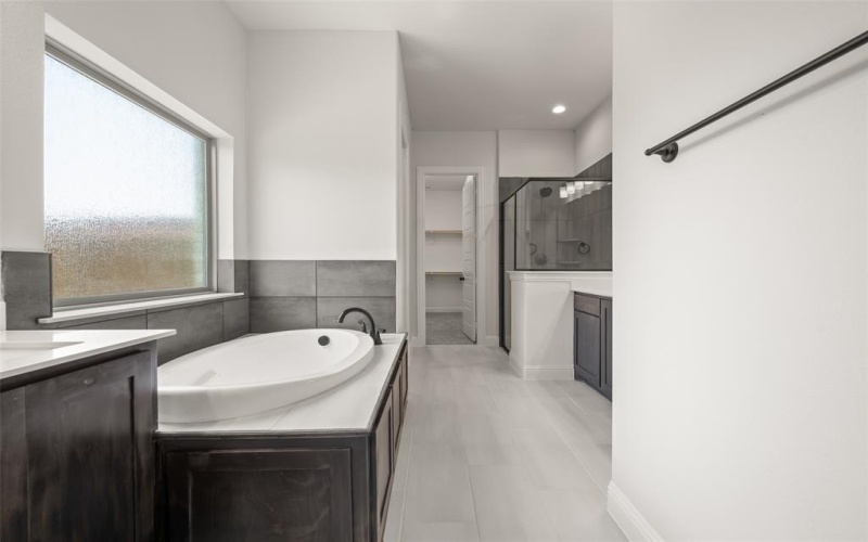 4814 Nomad Drive, Midlothian, TX 76065, 4 Habitaciones Habitaciones , ,3 BañosBaños,Residential,En Venta,4814 Nomad Drive,20857193
