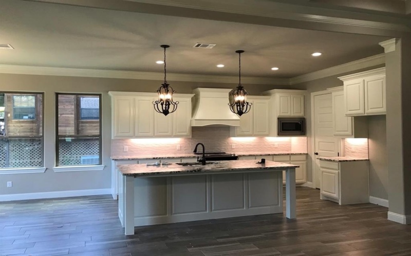 410 Virgo Court, Granbury, TX 76049, 3 Bedrooms Bedrooms, ,3 BathroomsBathrooms,Residential,For Sale,410 Virgo Court,20854877