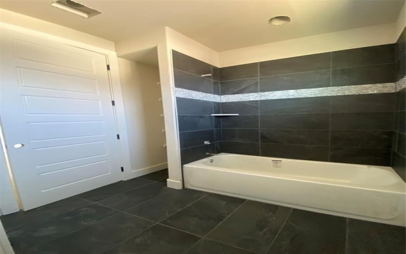 410 Virgo Court, Granbury, TX 76049, 3 Bedrooms Bedrooms, ,3 BathroomsBathrooms,Residential,For Sale,410 Virgo Court,20854877