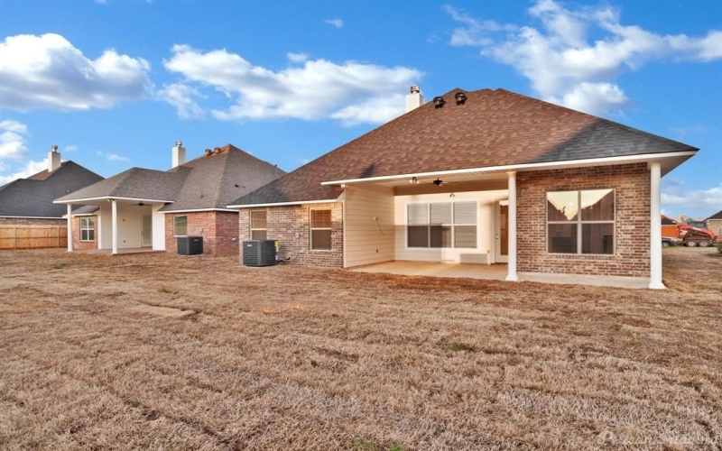 306 Prien Lake Loop, Bossier City, LA 71111, 3 Bedrooms Bedrooms, ,2 BathroomsBathrooms,Residential,For Sale,306 Prien Lake Loop,20855025