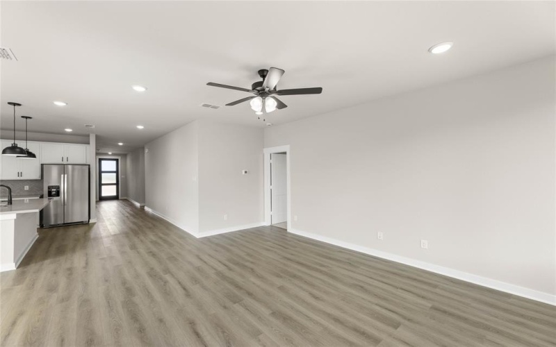 6925 Freight Train Lane, Fort Worth, TX 76123, 4 Habitaciones Habitaciones , ,2 BañosBaños,Residential,En Venta,6925 Freight Train Lane,20855509