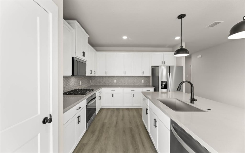 6925 Freight Train Lane, Fort Worth, TX 76123, 4 Habitaciones Habitaciones , ,2 BañosBaños,Residential,En Venta,6925 Freight Train Lane,20855509