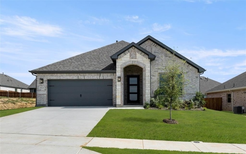 6925 Freight Train Lane, Fort Worth, TX 76123, 4 Habitaciones Habitaciones , ,2 BañosBaños,Residential,En Venta,6925 Freight Train Lane,20855509