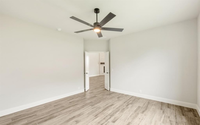 2009 Holland Drive, DeSoto, TX 75115, 5 Habitaciones Habitaciones , ,5 BañosBaños,Residential,En Venta,2009 Holland Drive,0,20855787