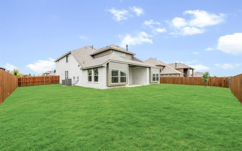 2009 Holland Drive, DeSoto, TX 75115, 5 Habitaciones Habitaciones , ,5 BañosBaños,Residential,En Venta,2009 Holland Drive,0,20855787