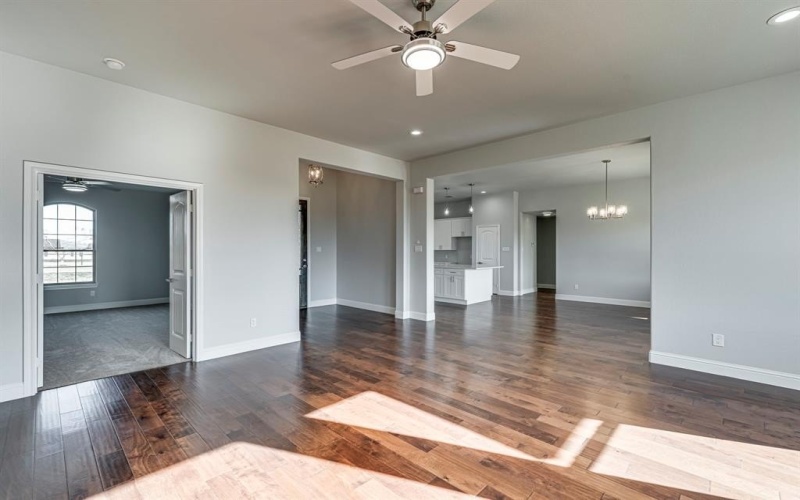 6201 Old Buena Vista Road, Waxahachie, TX 75167, 4 Bedrooms Bedrooms, ,2 BathroomsBathrooms,Residential,For Sale,6201 Old Buena Vista Road,20855934