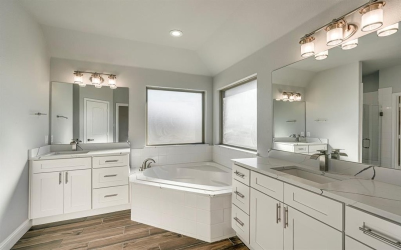 6231 Old Buena Vista Road, Waxahachie, TX 75167, 4 Bedrooms Bedrooms, ,2 BathroomsBathrooms,Residential,For Sale,6231 Old Buena Vista Road,20855961