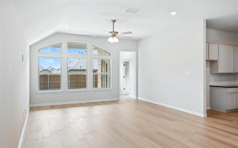 1310 Beaumont Lane, Red Oak, TX 75154, 5 Bedrooms Bedrooms, ,3 BathroomsBathrooms,Residential,For Sale,1310 Beaumont Lane,20856005