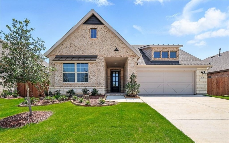 1310 Beaumont Lane, Red Oak, TX 75154, 5 Bedrooms Bedrooms, ,3 BathroomsBathrooms,Residential,For Sale,1310 Beaumont Lane,20856005