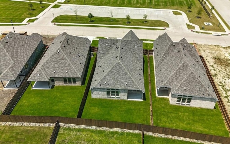 1310 Beaumont Lane, Red Oak, TX 75154, 5 Bedrooms Bedrooms, ,3 BathroomsBathrooms,Residential,For Sale,1310 Beaumont Lane,20856005