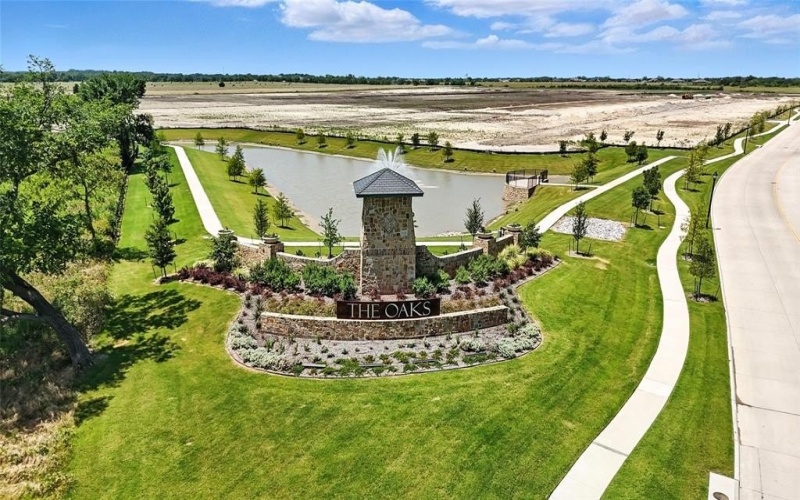 1310 Beaumont Lane, Red Oak, TX 75154, 5 Bedrooms Bedrooms, ,3 BathroomsBathrooms,Residential,For Sale,1310 Beaumont Lane,20856005