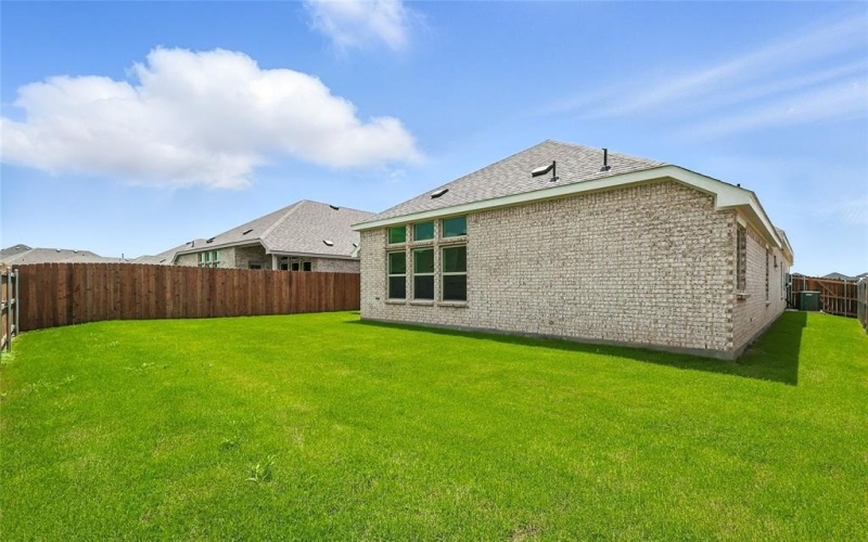 1306 Beaumont Lane, Red Oak, TX 75154, 4 Bedrooms Bedrooms, ,3 BathroomsBathrooms,Residential,For Sale,1306 Beaumont Lane,20856059
