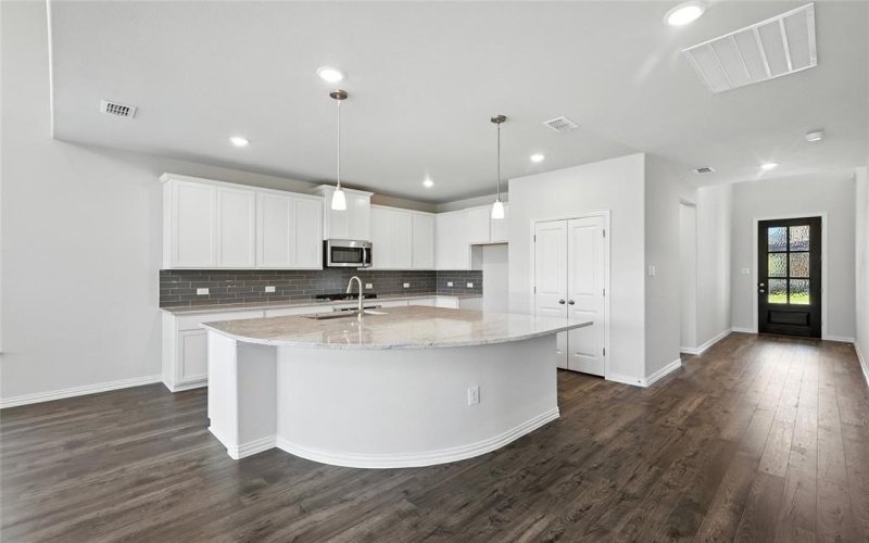 1301 Rothland Lane, Red Oak, TX 75154, 4 Bedrooms Bedrooms, ,3 BathroomsBathrooms,Residential,For Sale,1301 Rothland Lane,20856073