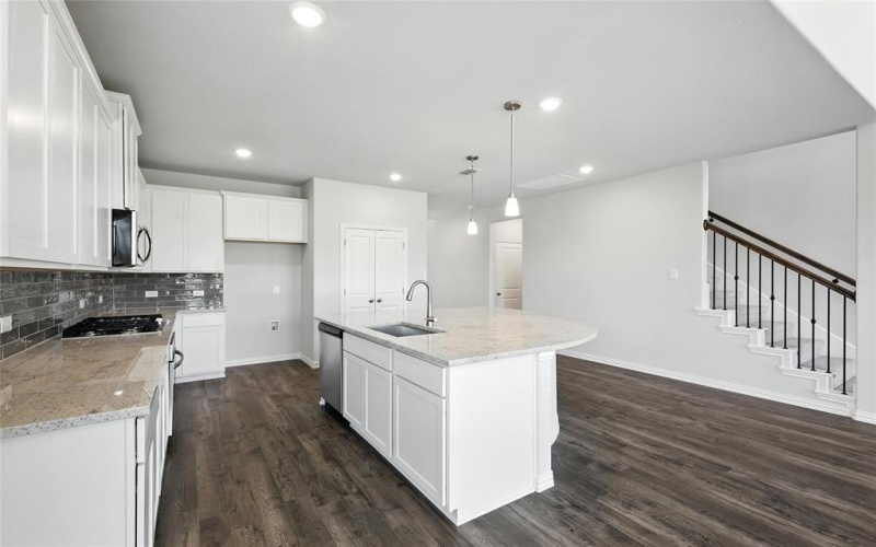 1301 Rothland Lane, Red Oak, TX 75154, 4 Bedrooms Bedrooms, ,3 BathroomsBathrooms,Residential,For Sale,1301 Rothland Lane,20856073