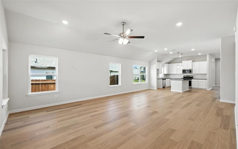 514 Red Barn Drive, Van Alstyne, TX 75495, 4 Bedrooms Bedrooms, ,2 BathroomsBathrooms,Residential,For Sale,514 Red Barn Drive,20856142