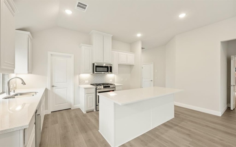 119 Emperor Oak Court, Balch Springs, TX 75181, 4 Bedrooms Bedrooms, ,3 BathroomsBathrooms,Residential,For Sale,119 Emperor Oak Court,20860048