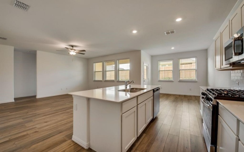 201 Hazlenut Drive, Azle, TX 76020, 3 Bedrooms Bedrooms, ,2 BathroomsBathrooms,Residential,For Sale,201 Hazlenut Drive,20860196