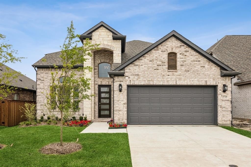 1724 Highwood Road, Forney, TX 75126, 5 Bedrooms Bedrooms, ,3 BathroomsBathrooms,Residential,For Sale,1724 Highwood Road,20860211