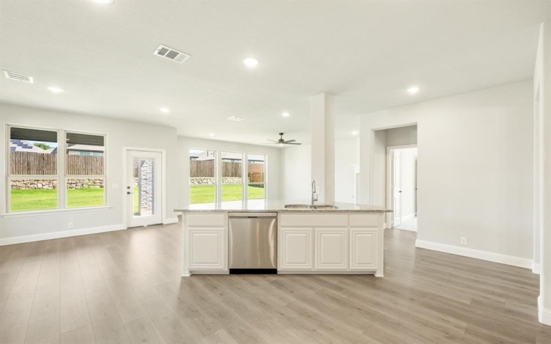 323 Atlas Cedar Drive, Glenn Heights, TX 75154, 4 Bedrooms Bedrooms, ,3 BathroomsBathrooms,Residential,For Sale,323 Atlas Cedar Drive,20857451