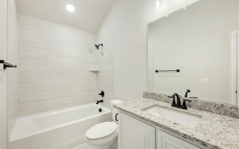 323 Atlas Cedar Drive, Glenn Heights, TX 75154, 4 Bedrooms Bedrooms, ,3 BathroomsBathrooms,Residential,For Sale,323 Atlas Cedar Drive,20857451