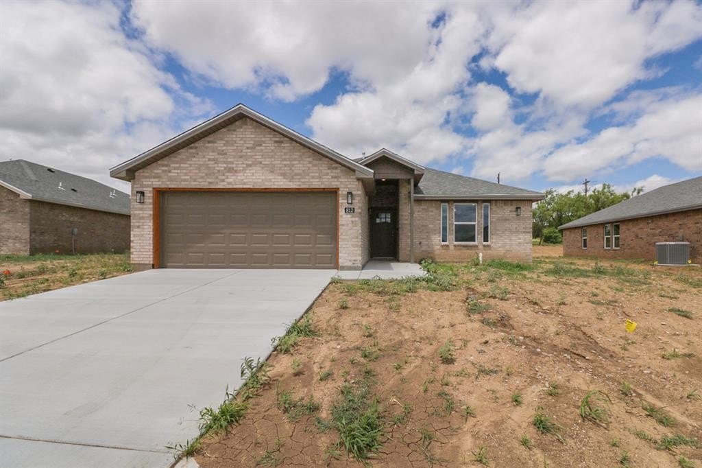 812 Bella Boulevard, Coleman, TX 76834, 3 Bedrooms Bedrooms, ,2 BathroomsBathrooms,Residential,For Sale,812 Bella Boulevard,20860357