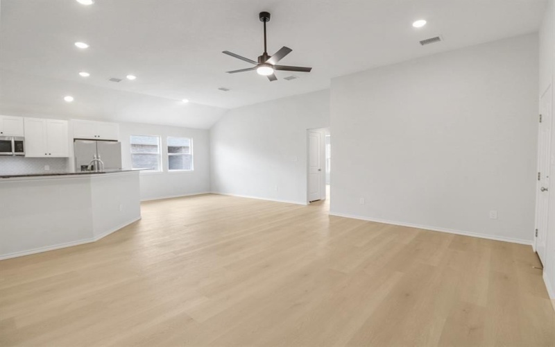 812 Bella Boulevard, Coleman, TX 76834, 3 Bedrooms Bedrooms, ,2 BathroomsBathrooms,Residential,For Sale,812 Bella Boulevard,20860357