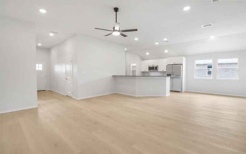 812 Bella Boulevard, Coleman, TX 76834, 3 Bedrooms Bedrooms, ,2 BathroomsBathrooms,Residential,For Sale,812 Bella Boulevard,20860357