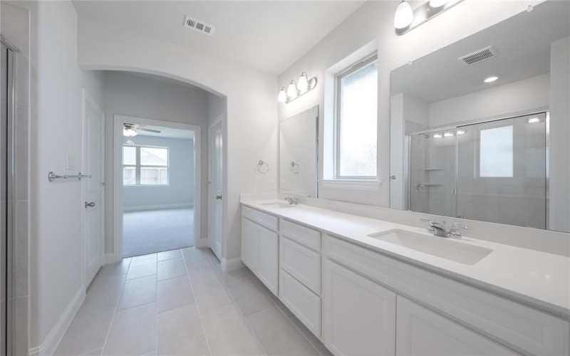 2105 Corbera Drive, Little Elm, TX 75068, 4 Habitaciones Habitaciones , ,3 BañosBaños,Residential,En Venta,2105 Corbera Drive,0,20857545